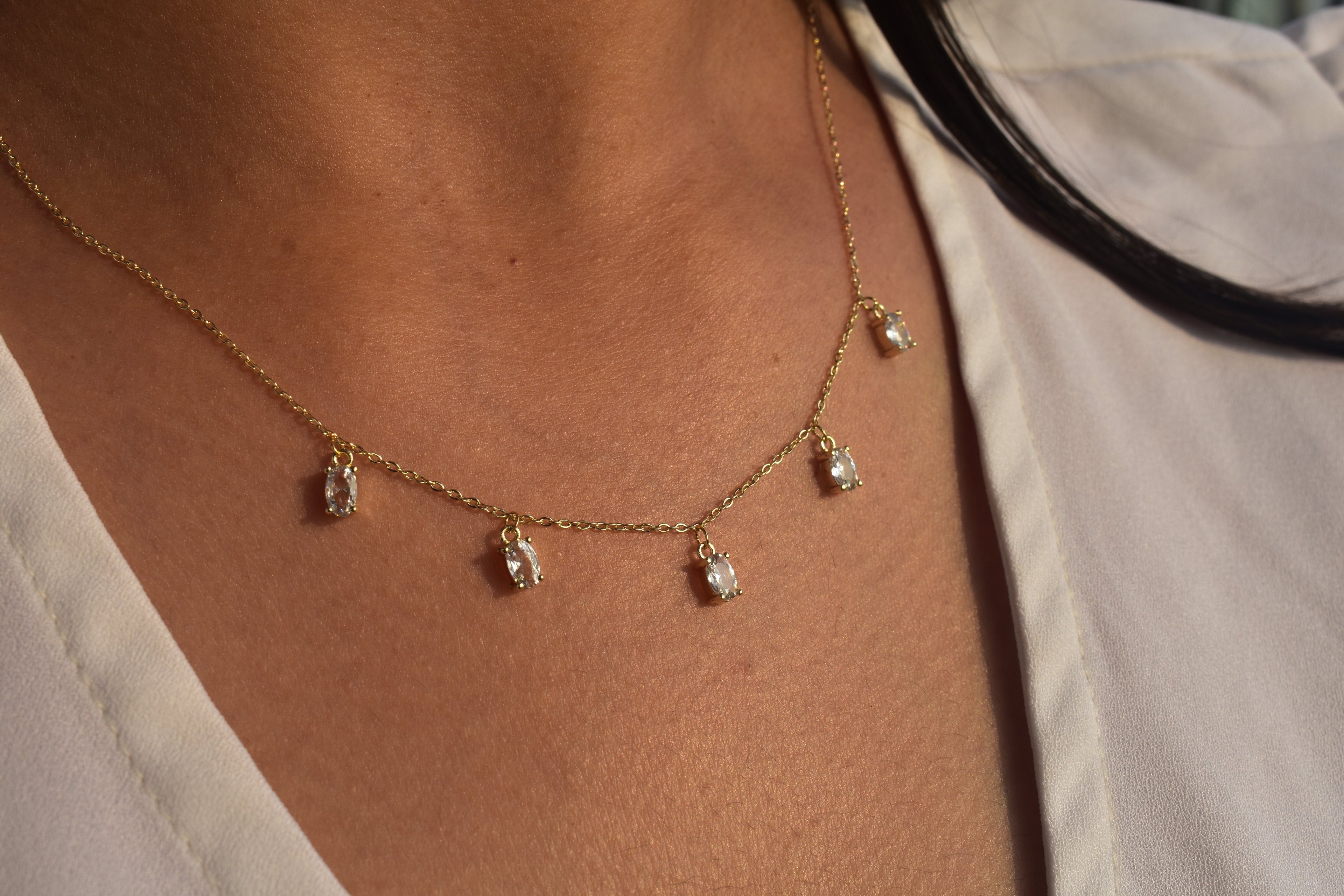 Cushion Bar Necklace