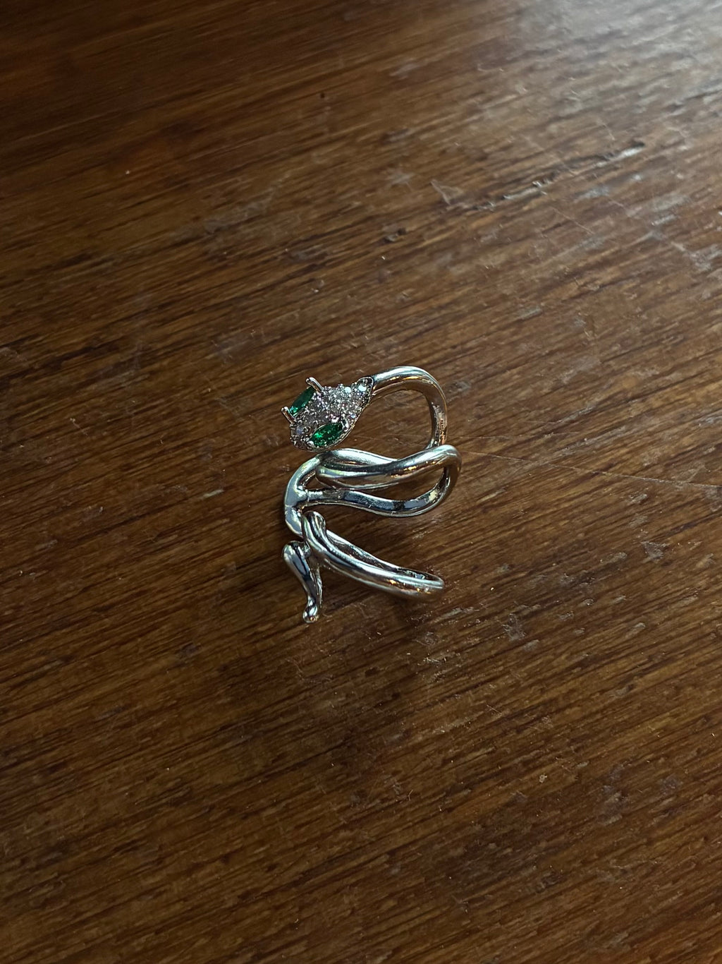 Serp’s Hold Earcuff Silver