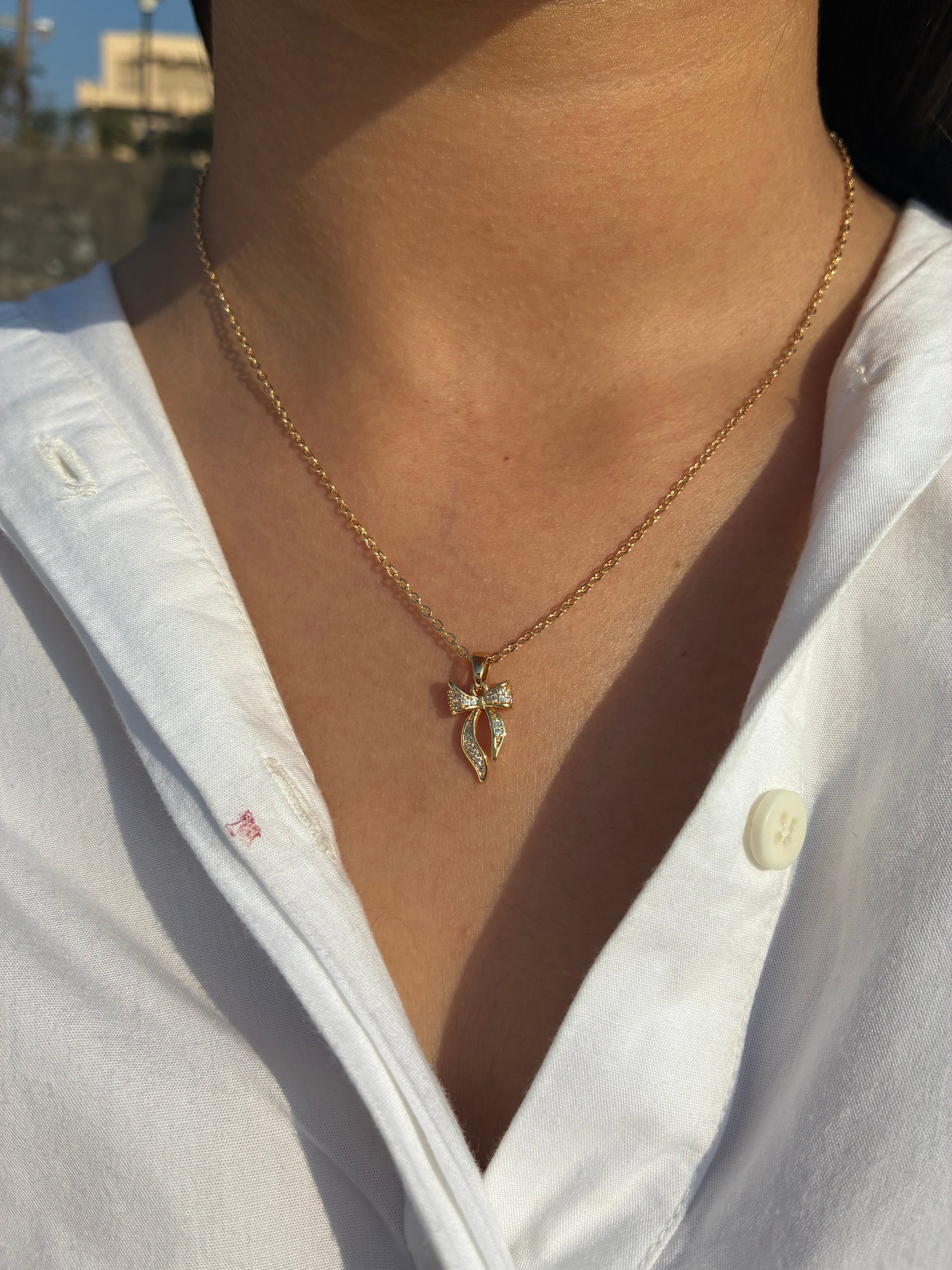 Bow Necklace (gold)