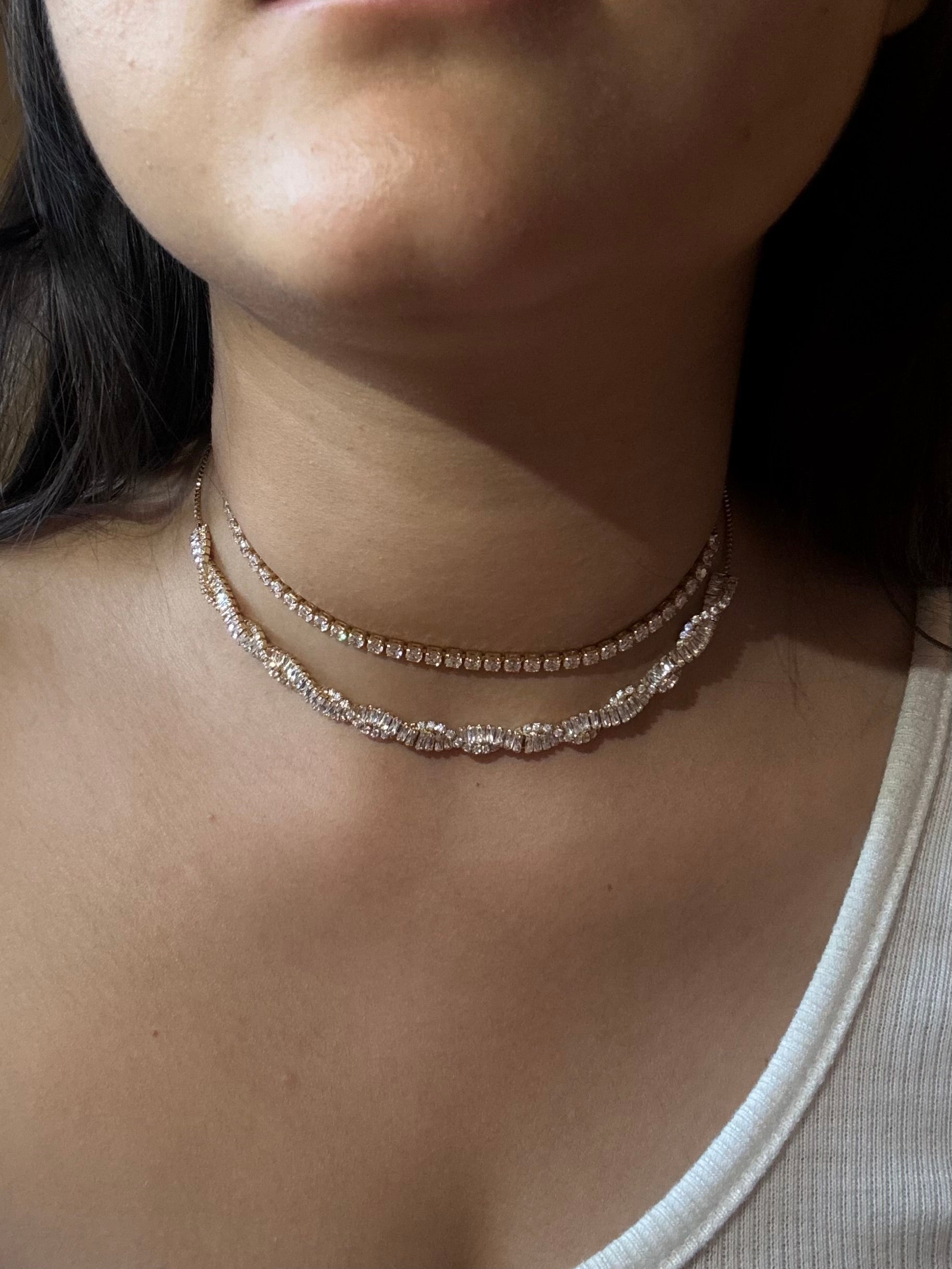 Twiste Dot Choker Stack