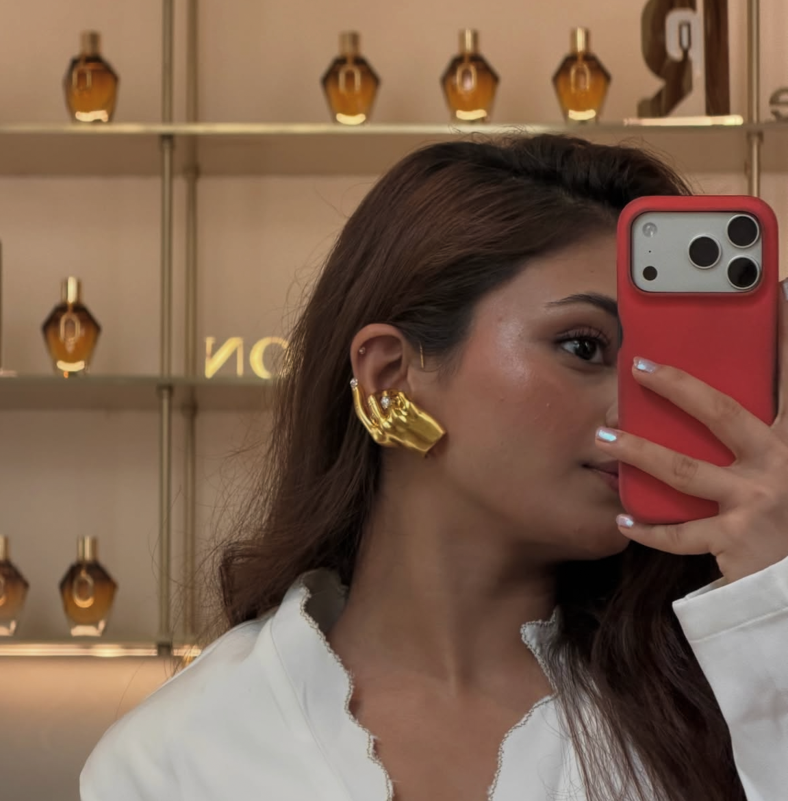 Hand held Earcuff