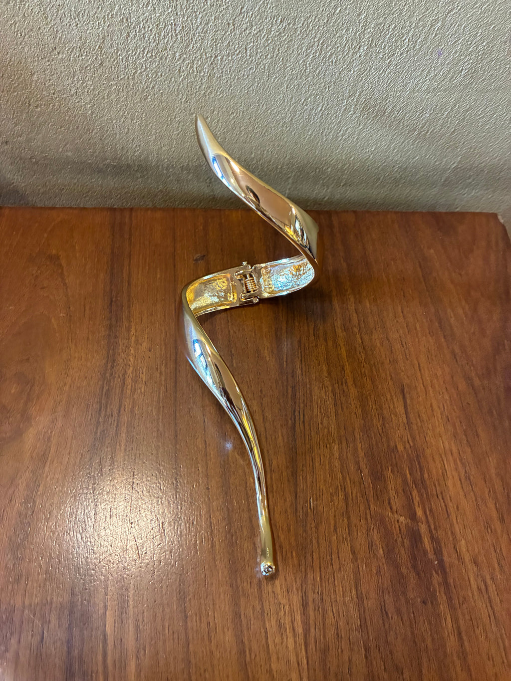 Zilweka Cuff Gold