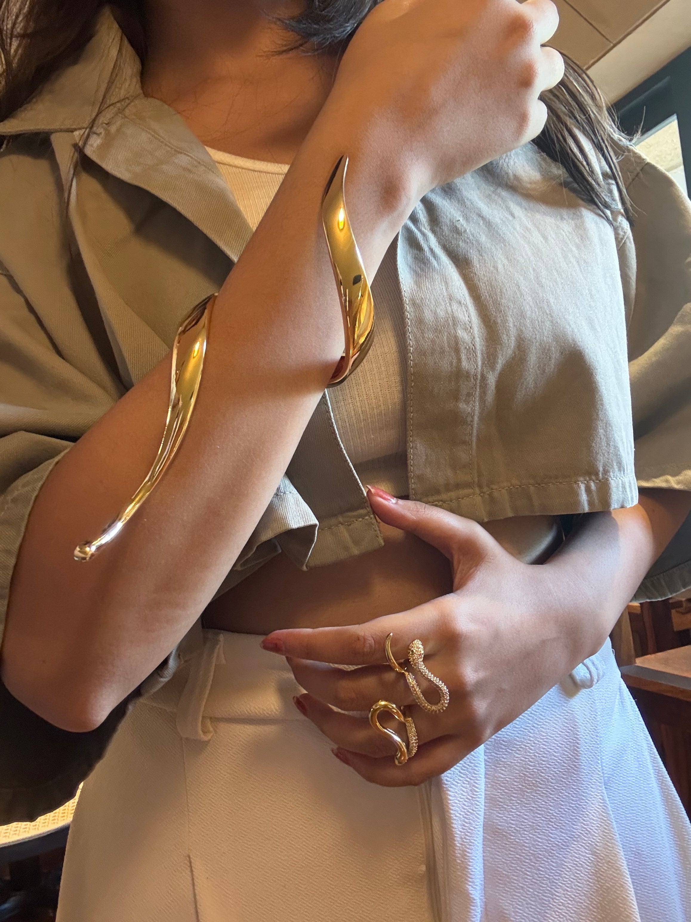 Zilweka Cuff Gold