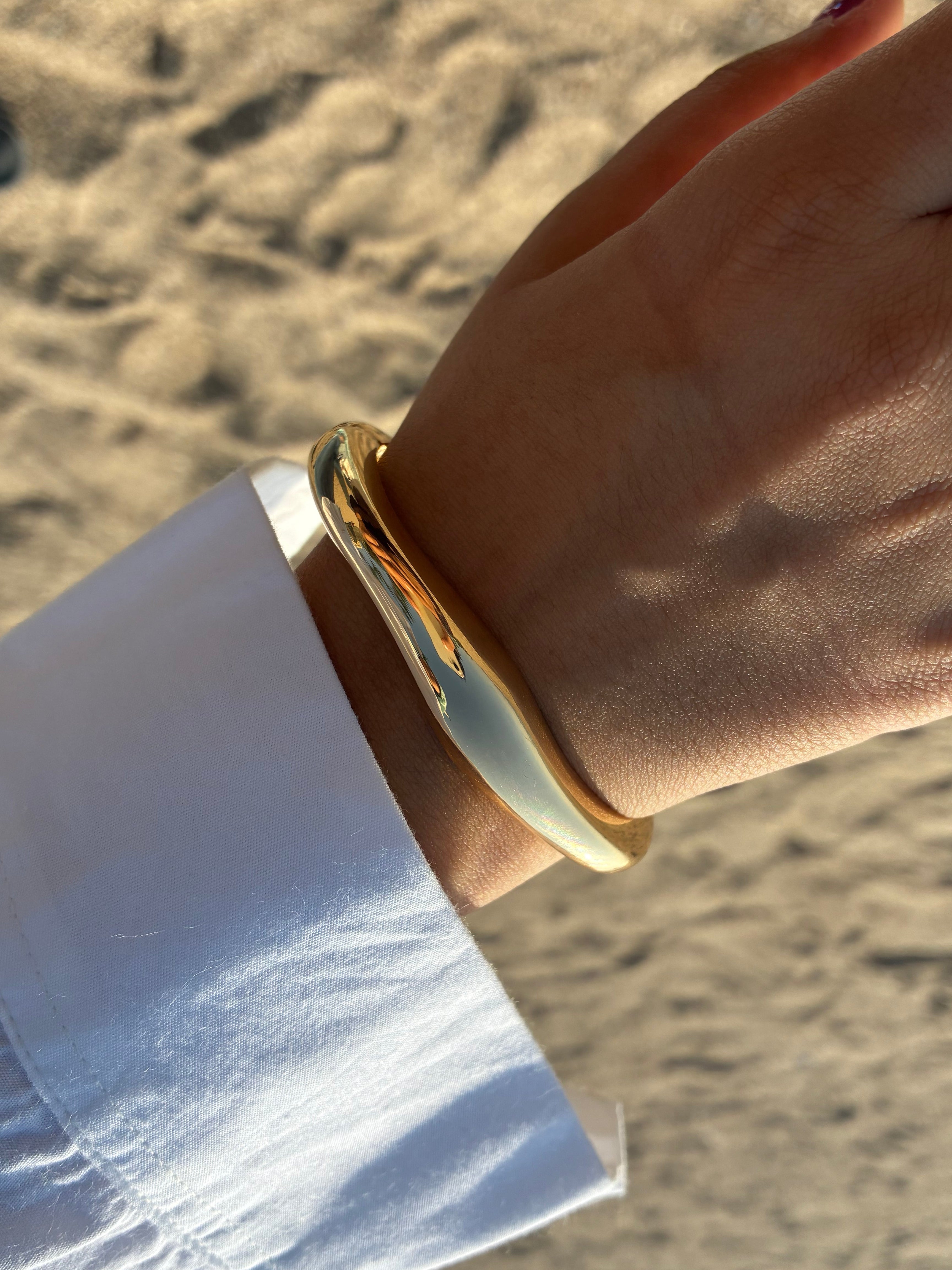 Ocean Curve Cuff