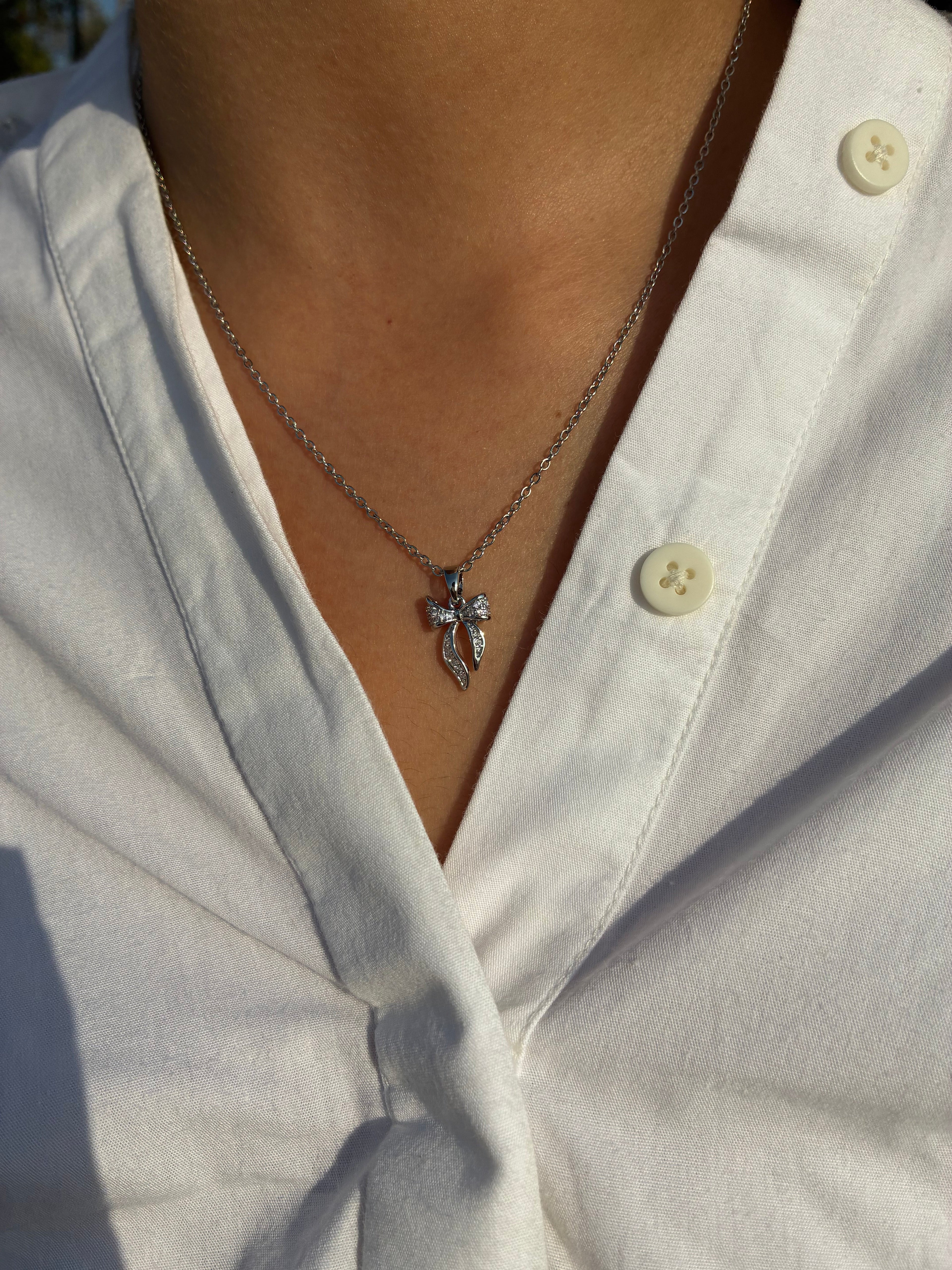 Bow Necklace (silver)