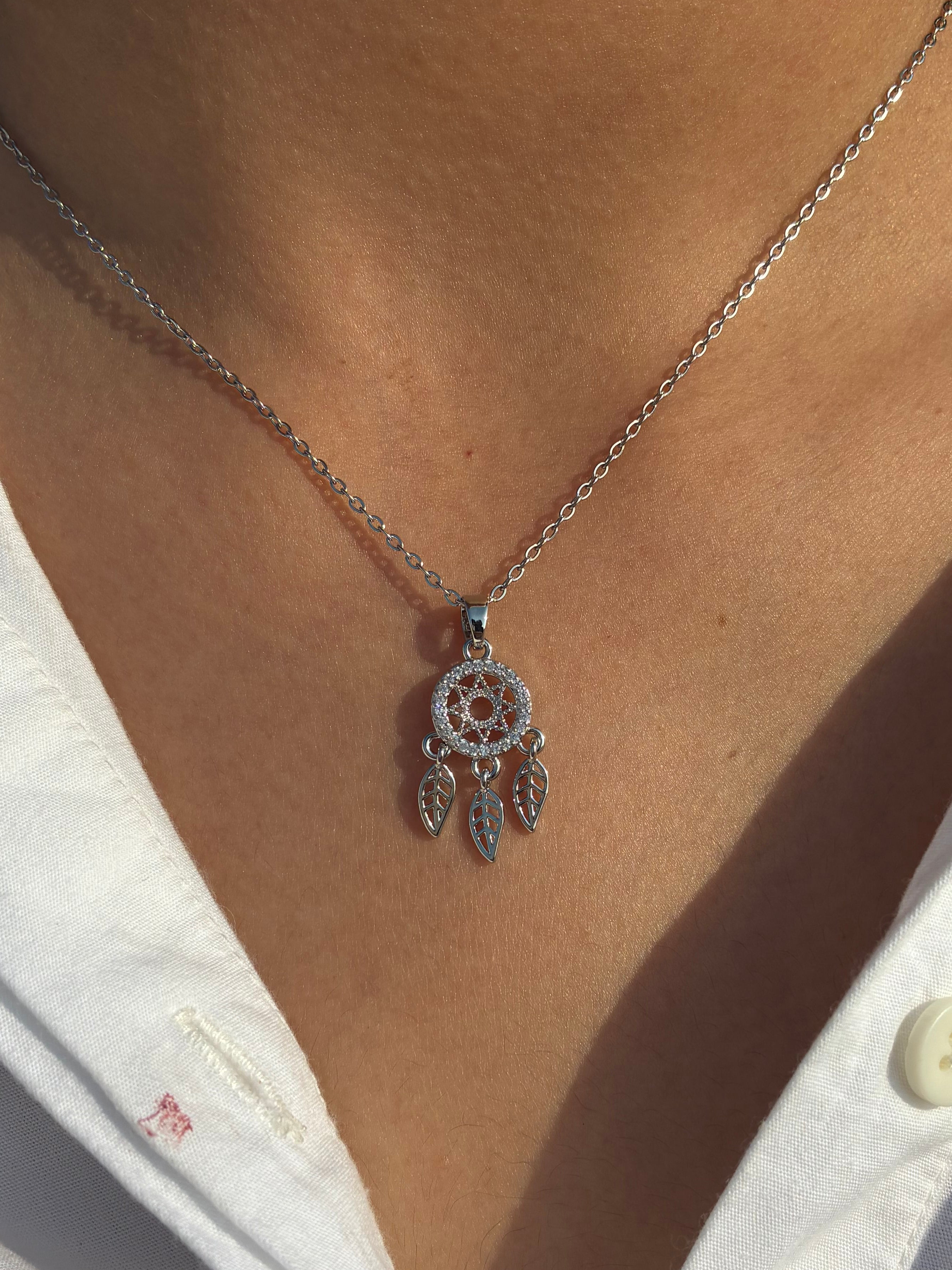 DreamWeave Necklace (Silver)