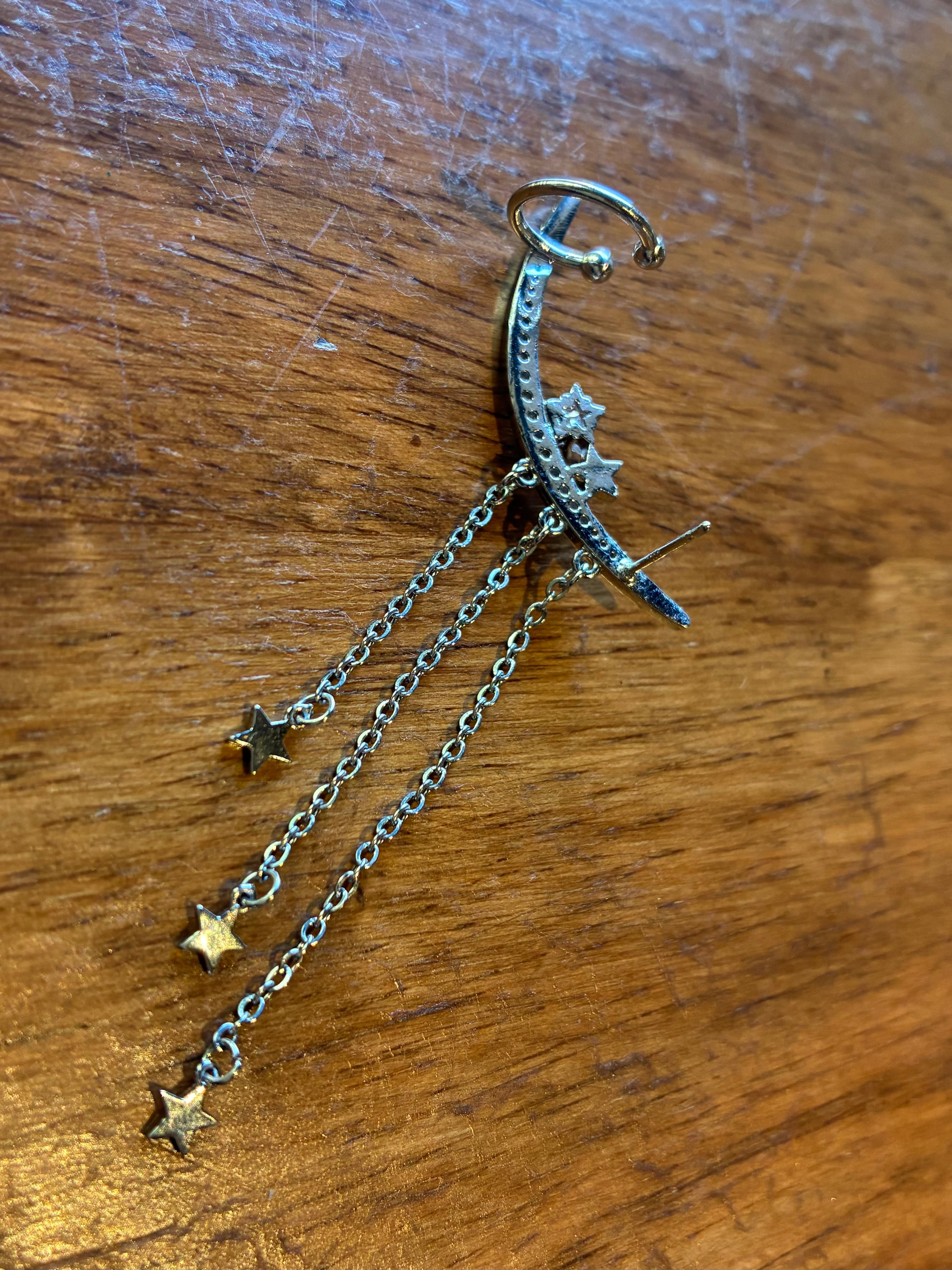 Star Drip Earcuff