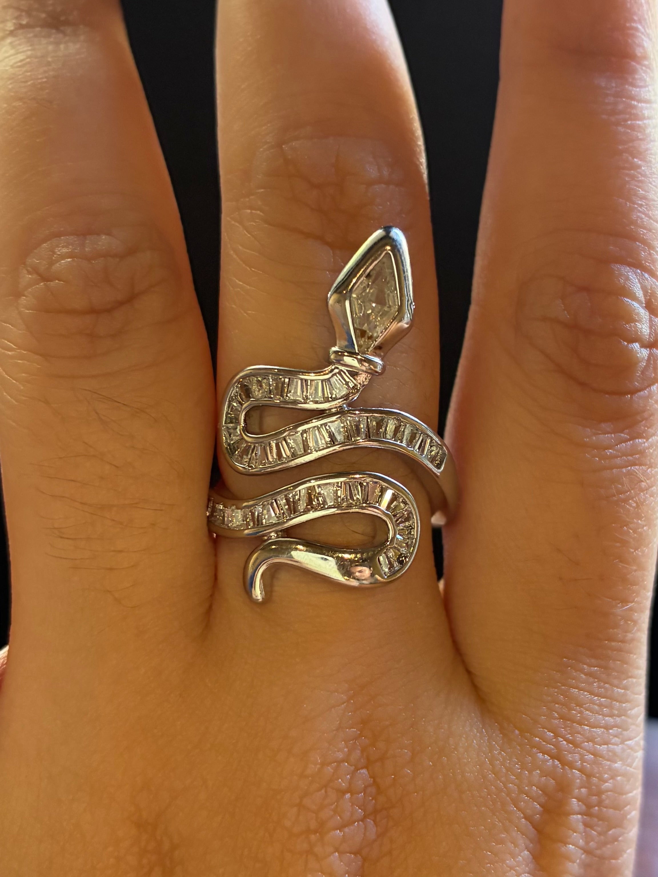 Serpent Ring