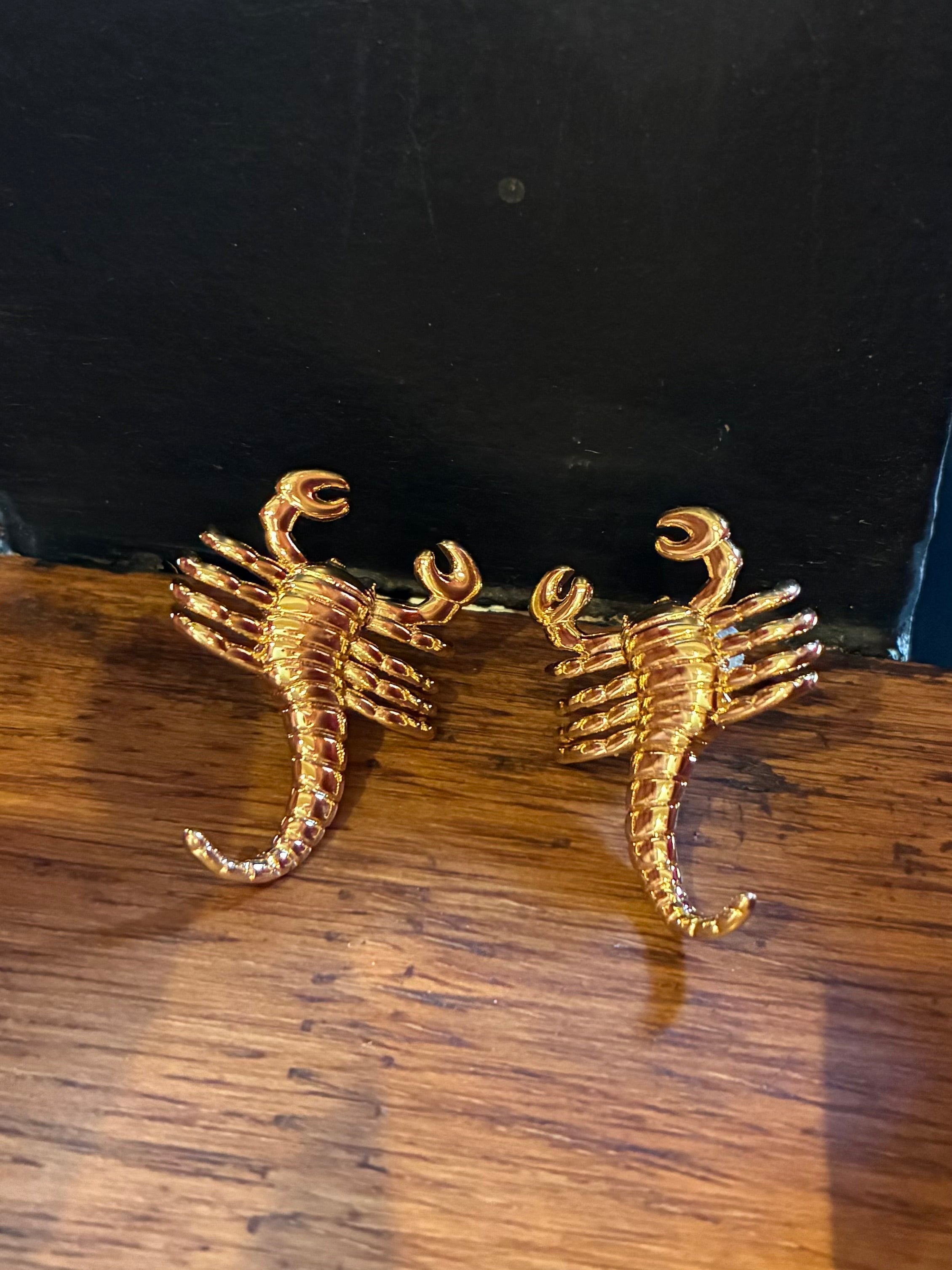 Scorpio Mio Earrings
