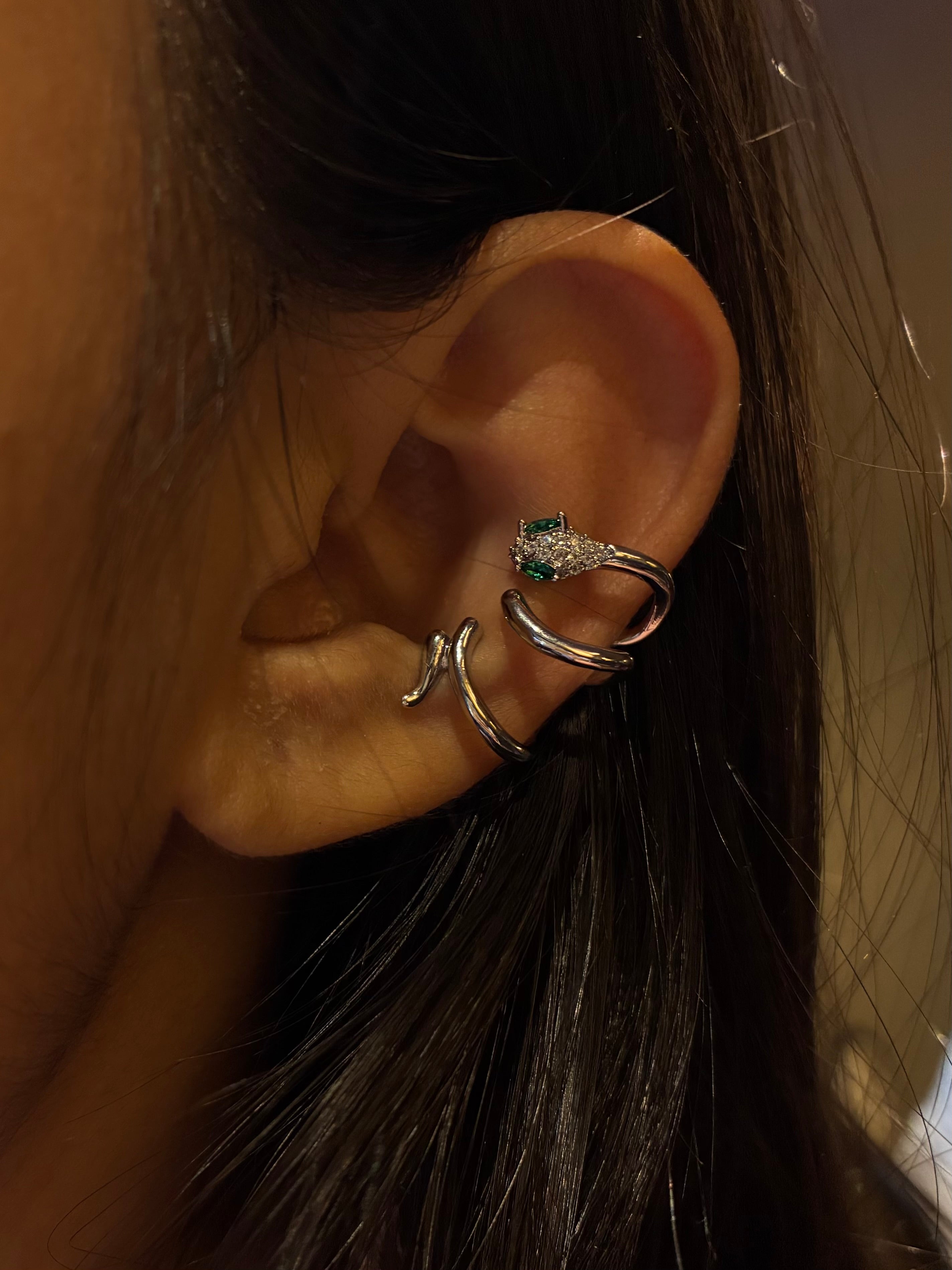 Serp’s Hold Earcuff Silver