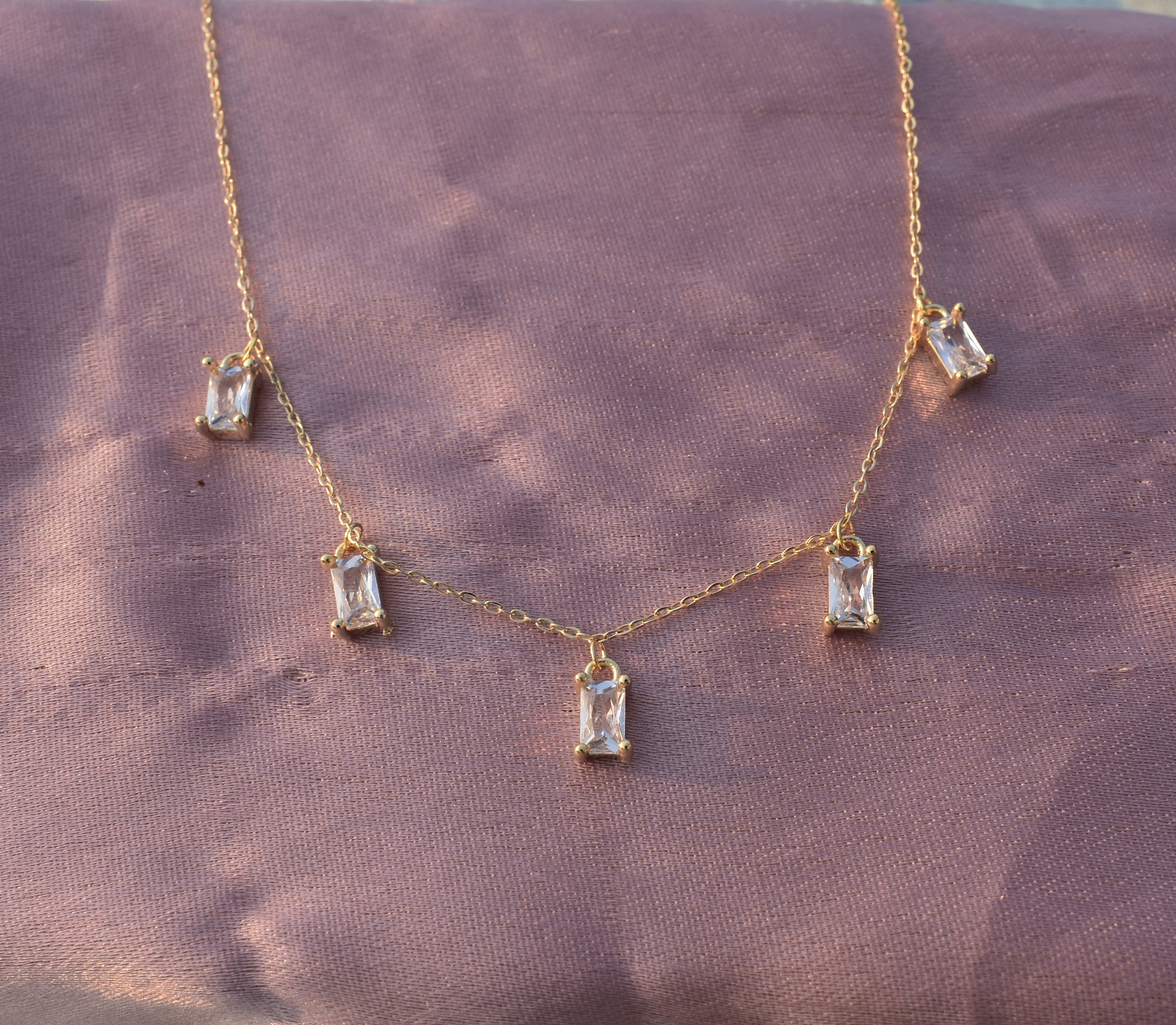Dayline Necklace